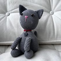 Mi proyecto del curso: Amigurumi: creación de personajes con ganchillo. Arts, Crafts, To, Design, Fiber Arts, Crochet, Amigurumi, and Textile Design project by Monica Gomez - 03.18.2024
