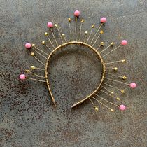 Diadème pour le Carnaval de ma princesse. Un progetto di Design di accessori, Artigianato e Design di gioielli di helene.mutz - 19.03.2024