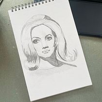 My project for course: Fundamentals of Portrait Drawing with Pencil. Projekt z dziedziny  Sztuki piękne, R, sunek ołówkiem,  R, sunek, R, sunek realist, czn,  R, sunek art, st i czn użytkownika Lydia Di-Maria - 20.03.2024