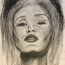 My project for course: Artistic Charcoal Portraiture: Creating Atmosphere. Ilustração tradicional, Artes plásticas, Desenho, Desenho de retrato, Desenho realista, e Desenho artístico projeto de Colin Coyne - 20.03.2024