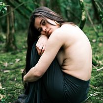 My project for course: Intimate Photography Portraits. Photograph, and Portrait Photograph project by jolien.deman - 03.21.2024