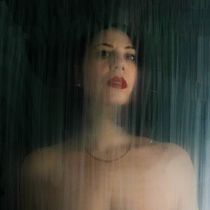 Il mio progetto del corso: Ritratto fotografico attraverso superfici traslucide. Un projet de Photographie, Postproduction photographique, Photographie de portrait, Photographie de studio, Photographie numérique , et Photographie artistique de Rebecca Cataldo - 22.03.2024