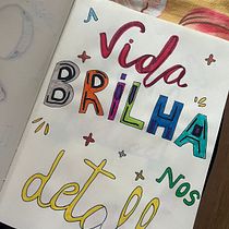 Meu projeto do curso: Lettering criativo: desenhe palavras com estilo. Lettering, H, and Lettering project by Thainá Portela - 03.24.2024