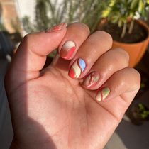 Mi proyecto del curso: Introducción al nail art. Design, Traditional illustration, Painting, Pattern Design, and Decorative Painting project by Sara Agudelo Alzate - 03.24.2024