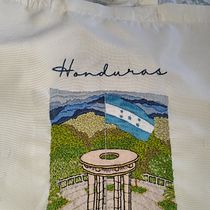 My project for course: Upcycling with Embroidery. Fashion Design, Embroider, DIY, Upc, cling, Textile Design, and Sewing project by naobi - 03.31.2024