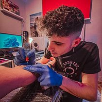 mi proyecto del curso: Técnicas de tatuaje blackwork con línea fina. Un progetto di Design di tatuaggi di Raul Romero - 08.04.2024