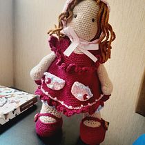Mi proyecto del curso: Elaboración de muñecas amigurumi románticas. Un proyecto de Artesanía, Diseño de juguetes, Tejido, Crochet, Amigurumi y Diseño textil de Anyely Escorpio - 09.04.2024