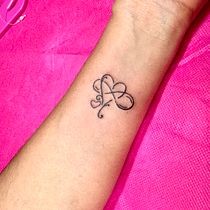Mi proyecto del curso: Tatuaje para principiantes. Tattoo Design project by torres_johana2512 - 04.09.2024