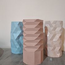 Mi proyecto del curso: Moldes geométricos hechos a mano: diseña objetos facetados. Projekt z dziedziny Design, Projektowanie dodatków, Craft,  Sztuki piękne, Projektowanie wnętrz,  Dekoracja wnętrz, Dekoracja wnętrz i DIY użytkownika Franco Cascardo - 12.04.2024