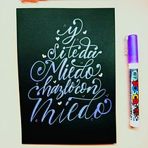 Mi proyecto del curso: Introducción al hand lettering: composición de letras coloridas. Lettering, H, and Lettering project by Consuelo Osorio Barrera - 04.15.2024