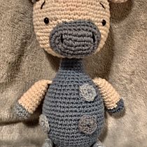 Meu projeto do curso: Amigurumi para iniciantes: teça animais em crochê. Arts, Crafts, To, Design, Crochet, Amigurumi, and Textile Design project by Dulce Figueiredo - 03.21.2024