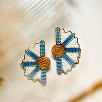 My project for course: Jewelry Making with Beadwork and Metal. Un progetto di Design di accessori, Artigianato, Design di gioielli, Fashion design e DIY di jessiedibble - 17.04.2024