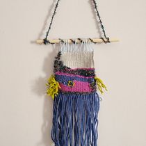 Il mio progetto del corso: Tapestry decorativo su telaio a chiodi: esplora texture e volumi. Un progetto di Design di accessori, Artigianato, Interior Design, Interior Design, Fiber Art e Textile Design di Marianna Langellotti - 19.04.2024