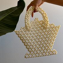 Mi proyecto del curso: Diseño y elaboración de bolsos con cuentas. Design, Design de acessórios, Artesanato, Design de moda, e Tecido projeto de Valeria Silva Carreño - 20.04.2024