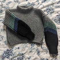 My project for course: Creating Garments Using Crochet. Fashion Design, Fiber Arts, DIY, Crochet, and Textile Design project by krummelq - 04.21.2024