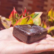 Jabón natural de chocolate. Arts, Crafts, and DIY project by Mar Flores - 04.19.2024