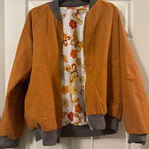 My project for course: Make and Customize Your First Bomber Jacket. Design de moda, Costura, e Modelagem e confecção projeto de sarah_d_ball13 - 23.04.2024