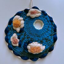 My project for course: Circular Weaving for Colorful Wall Decor. Arts, Crafts, Interior Design, Pattern Design, Fiber Arts, Weaving, and Textile Design project by tinary - 04.23.2024