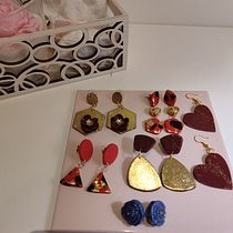 Meu projeto do curso: Design de bijuteria com polymer clay para iniciantes . Un progetto di Design di accessori, Artigianato, Design di gioielli e DIY di Vera Cunha - 24.04.2024