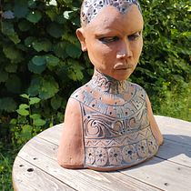Mein Abschlussprojekt für den Kurs: Einführung in das Töpfern von figurativen Skulpturen. Artes plásticas, e Escultura projeto de christa_schwarz_mayer - 27.09.2023