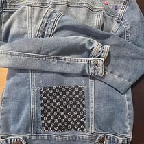 Mi proyecto del curso: PUNTADAS INICIA EL VIAJE . Un projet de Broderie, Art textile, DIY, Upc, cling, Design textile , et Création de costumes de Deisy Usma - 29.04.2024