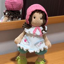 Mi proyecto del curso: Elaboración de muñecas amigurumi románticas. Un proyecto de Artesanía, Diseño de juguetes, Tejido, Crochet, Amigurumi y Diseño textil de 5xft4shn2v - 30.04.2024