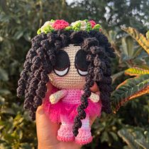 Mi proyecto del curso: Amigurumis: personas tejidas a crochet. Arts, Crafts, To, Design, Fiber Arts, Crochet, Amigurumi, and Textile Design project by Karla Hernández - 04.30.2024