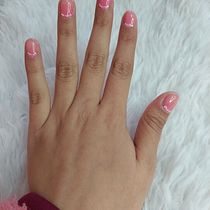 Mi proyecto del curso: Introducción al nail art. Design, Traditional illustration, Painting, Pattern Design, and Decorative Painting project by paazci137 - 04.07.2024