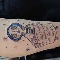 Il mio progetto del corso: Tecniche di tatuaggio blackwork in fine line. Un progetto di Design di tatuaggi di Micaela Spinelli - 08.05.2024