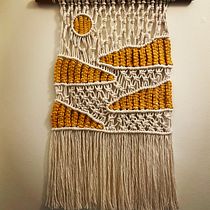 My project for course: Basic Macramé: Knot Nature-Inspired Tapestries. Un progetto di Macramè e Textile Design di ewa_almsgard - 09.05.2024