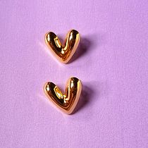 PROYECTO DE  EMPRENDIMIENTO.ARIA  ACCESORIOS. Advertising, Photograph, Marketing, Social Media, Mobile Photograph, Product Photograph, Mobile Marketing, Instagram, Instagram Photograph, Lifest, and le Photograph project by Gaby Salcedo - 05.16.2024