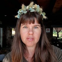 My project for course: Decorating with flowers and dried leaves. Accessor, Design, Decoration, DIY, Floral, and Plant Design project by daphnesmith.smith - 05.16.2024