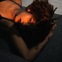 Il mio progetto del corso: Ritratto fotografico intimista. Photograph, Portrait Photograph, Photographic Lighting, Fine-Art Photograph & Interior Photograph project by Giorgia Talevi - 05.17.2024