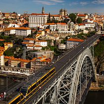 Impressions of Oporto in a spring day.. Un proyecto de Fotografía, Fotografía en exteriores, Fotografía Lifest y le de Anderson souza mota - 16.05.2024