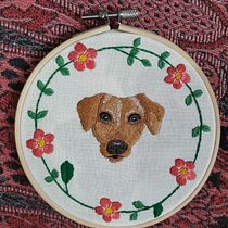 Meu projeto do curso: Acessórios bordados: miniaturas de animais com needle painting. Jewelr, Design, and Embroider project by Juliana Soares - 05.15.2024