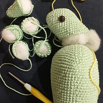 Mi proyecto del curso: Diseño y creación de amigurumi. Projekt z dziedziny Craft, Projektowanie zabawek,  Tkactwo, DIY, Sz, dełkowanie, Amigurumi, Wzornictwo tekst i liów użytkownika Alejandra González Jaime - 21.05.2024