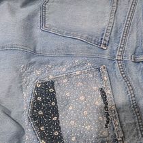 My project for course: Introduction to Japanese Sashiko Stitching. Un projet de Broderie, Art textile, DIY, Upc, cling , et Design textile de sammy_d248 - 29.05.2024