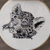 Mi proyecto del curso: Dibujo con hilo. Traditional illustration, Drawing, Embroider, Realistic Drawing, Fiber Arts, and Textile Design project by Natalia - 05.31.2024