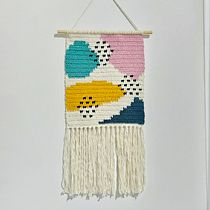 Mi proyecto del curso: Intarsia crochet: teje tus propios tapices. Decoration, Fiber Arts, DIY, Crochet, Textile Design, and Fashion Design project by Liliana Esquivel - 06.01.2024