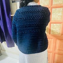 My project for course: Top-Down: One-Piece Crocheted Garments. Fashion Design, Fiber Arts, DIY, Crochet, and Textile Design project by Jhansi D - 06.08.2024