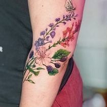 Meu projeto do curso: Tatuagem colorida realista . Tattoo Design project by Paola Felintro da Silva - 06.22.2024