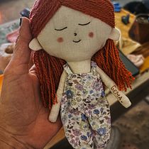 Mi proyecto del curso: Muñecos de tela: diseño, costura y creación de contenido Ein Projekt aus dem Bereich H, werk, Spielzeugdesign, Social Media, Smartphonefotografie, Produktfotografie, Nähen, Fotografie für Instagram, Nähen und Schnittmuster von Jimena Moschen - 17.05.2024