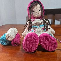 Mi proyecto del curso: Elaboración de muñecas amigurumi románticas. Arts, Crafts, To, Design, Fiber Arts, Crochet, Amigurumi, and Textile Design project by Karina Plaza Miranda - 07.07.2024