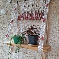 Mi proyecto del curso: Macramé: crea diseños originales con nudos sencillos Ein Projekt aus dem Bereich Erweiterungsentwicklung, Dekoration von Innenräumen, Weben und Makramee von juguz2004 - 25.06.2024