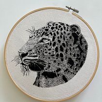 My project for course: Drawing with Thread. Ilustração tradicional, Desenho, Bordado, Desenho realista, Tecido, e Design têxtil projeto de sgardiol - 28.06.2024