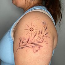 Trisha Morse Tattoo. Ilustração tradicional, Desenho de tatuagens e Ilustração botânica projeto de Mielikki Trisha - 01.07.2024