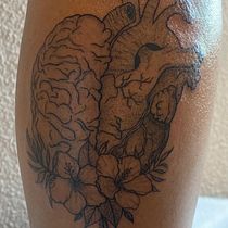 Mi proyecto del curso: Tatuaje fine line: la sutileza de la línea. Traditional illustration, Drawing, and Tattoo Design project by Kary Piña Encarnación - 07.03.2024