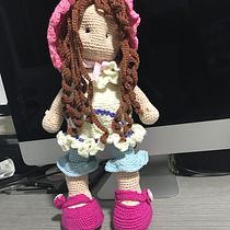 Mi proyecto del curso: Elaboración de muñecas amigurumi románticas. Arts, Crafts, To, Design, Fiber Arts, Crochet, Amigurumi, and Textile Design project by Angélica Moreno - 07.06.2024