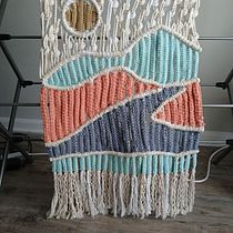 Mi proyecto del curso: Creación de tapices de macramé inspirados en la naturaleza desde cero. Un proyecto de Macramé y Diseño textil de Valentina Constanza - 07.07.2024