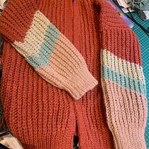 Mi proyecto del curso: Crochet: crea prendas con una sola aguja. Fashion Design, Fiber Arts, DIY, Crochet, and Textile Design project by Fanny Lavanchy Needham - 07.09.2024